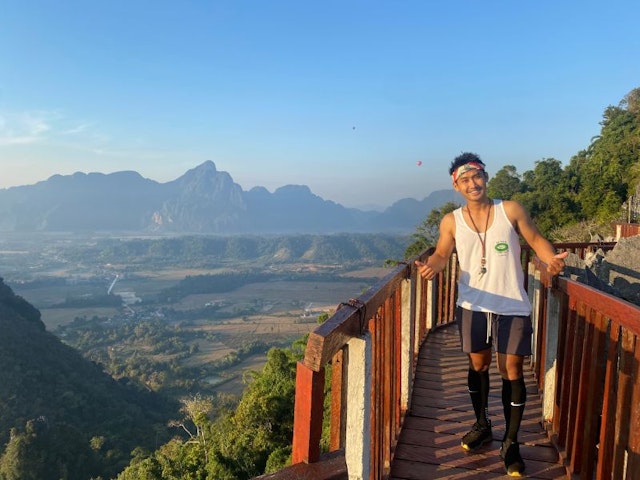 Panorama-Frühstück in Vang Vieng