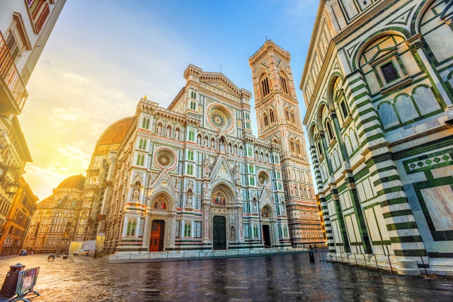 Walking Tour & Accademia Gallery