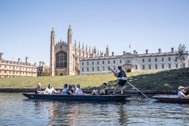 Oxford University Walking & Punting 