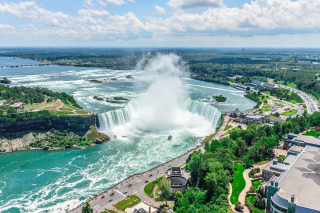 Bootstour zu den Niagara Falls