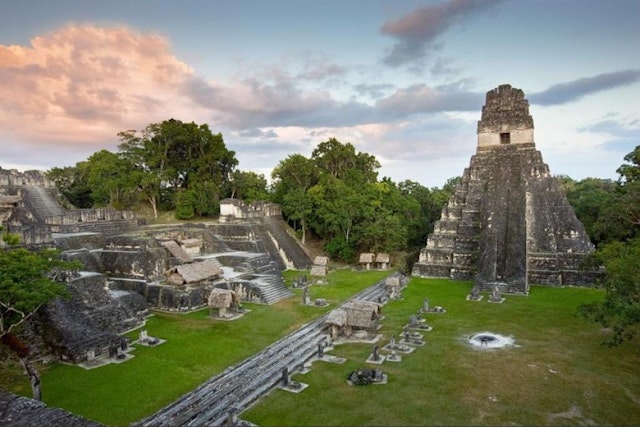 Ganztägige Tour nach Tikal
