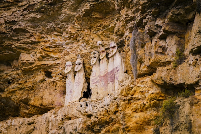 Cruzpata et grotte de Quiocta