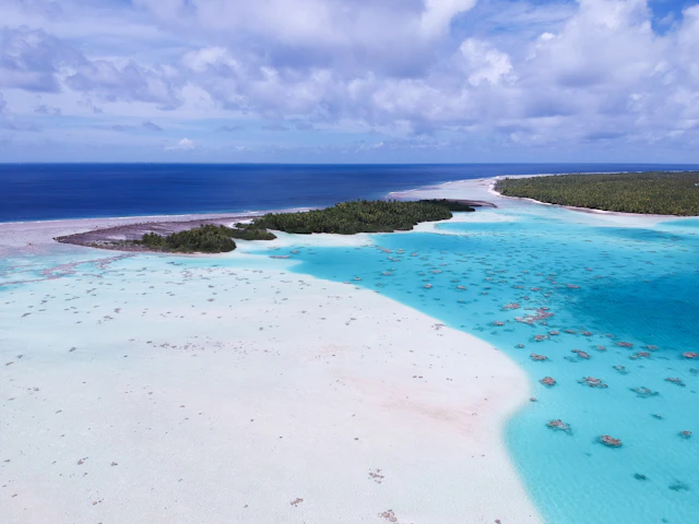 Le diadème du lagon bleu de Rangiroa
