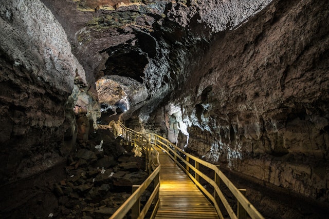 Découverte de la grotte de Viðgelmir