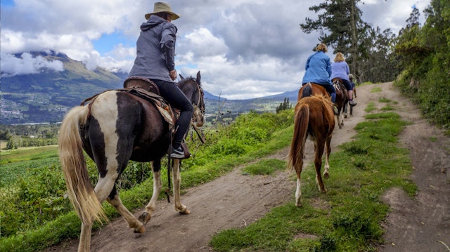 Horseback Riding Cotopaxi - Tambopaxi