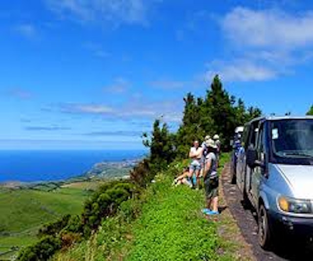 Soa Jorge Private Van Tour