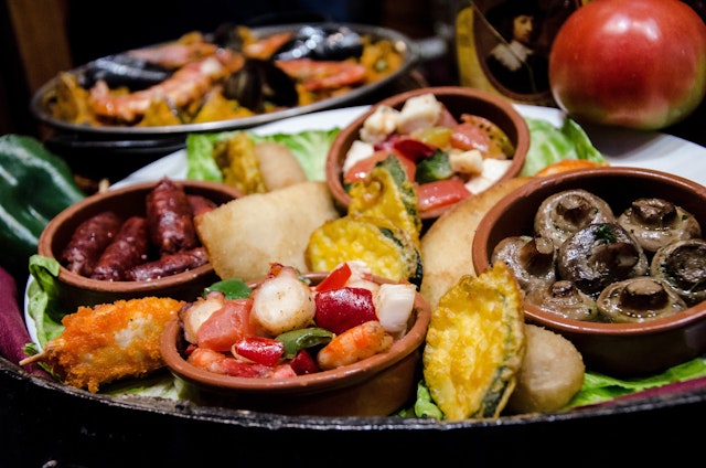 Paella or Tapas Cooking Class
