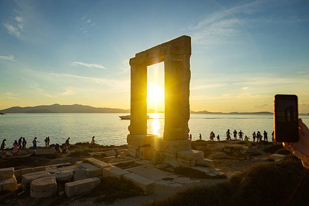 Sea Kayak Sunset Trip around Portara