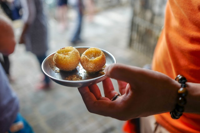 Street Food Tasting Tour in Port Louis
