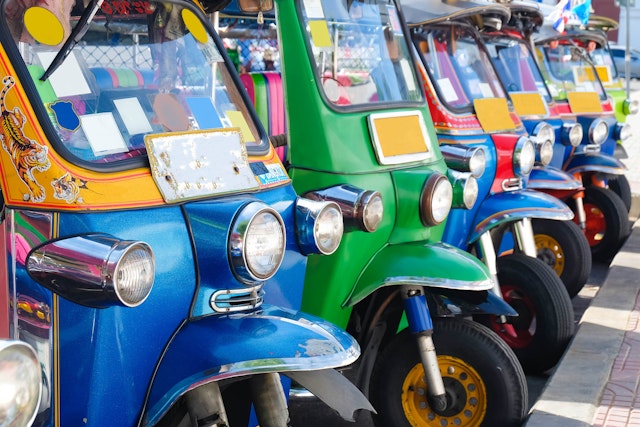 Bangkok bei Nacht auf dem Tuk Tuk