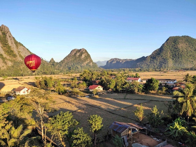 Heißluftballonflug über Vang Vieng