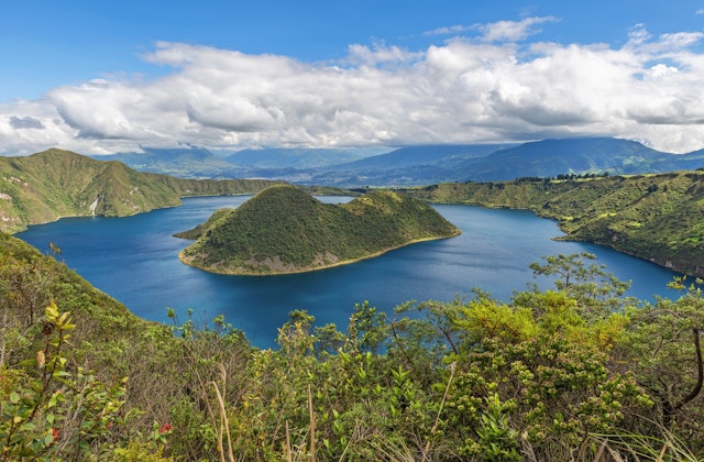 Marché d'Otavalo & lac Cuicocha