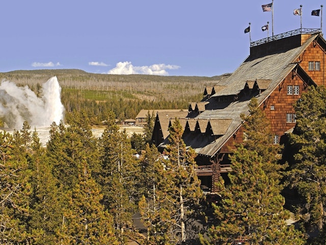 Old Faithful Inn