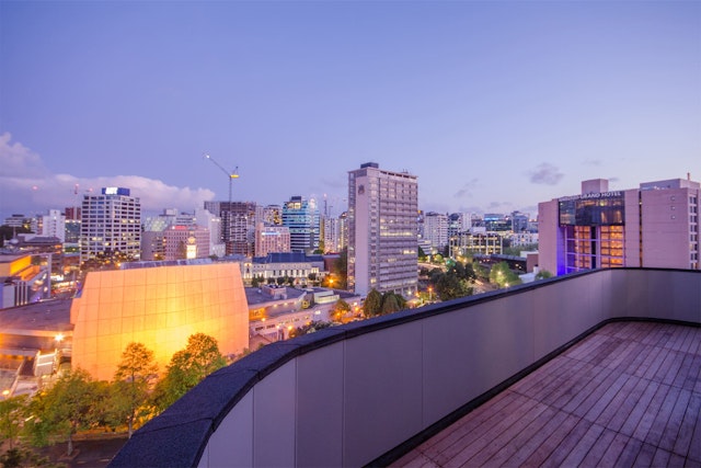 Ramada Suites Auckland Federal Street