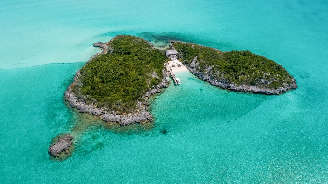 Südsee Inselhopping: Traumhafte Inselabenteuer Südsee Inselhopping: Traumhafte Inselabenteuer