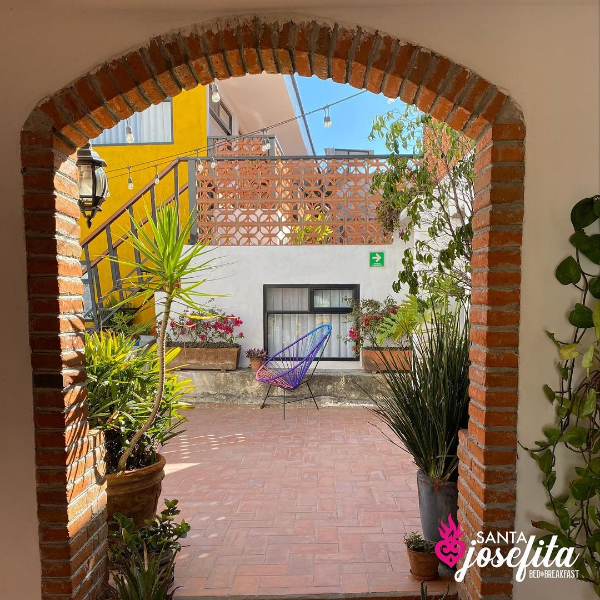 Santa Josefita Bed & Breakfast