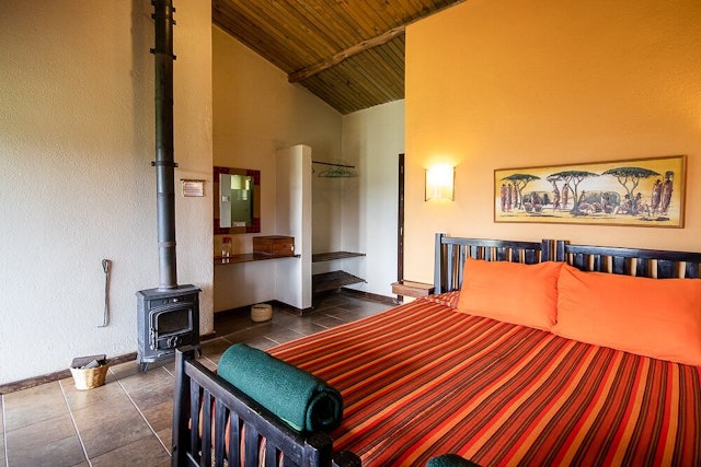 Rhino Lodge