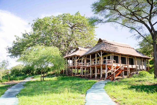 Sangaiwe Mbuyu Tented Lodge