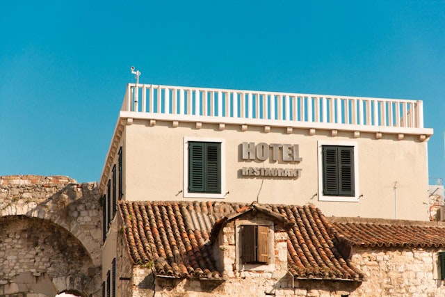 Hotel Peristil