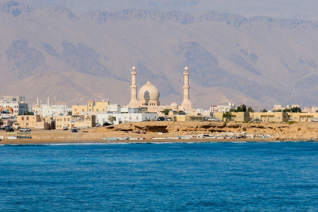 Rundreise Oman: 14 Tage Moscheen, Souks & Oasen