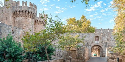 England and Greece Itinerary: 11 Days of Culture & Coast - Image 4