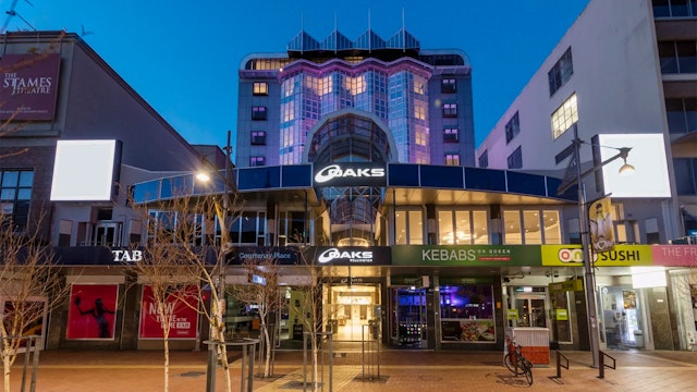 Oaks Wellington Hotel 