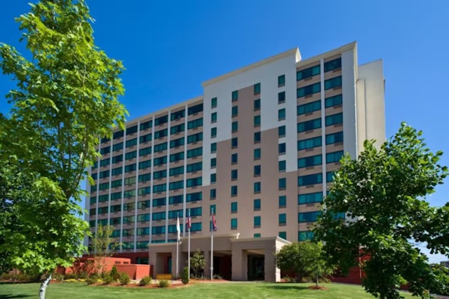 Crowne Plaza Memphis Downtown