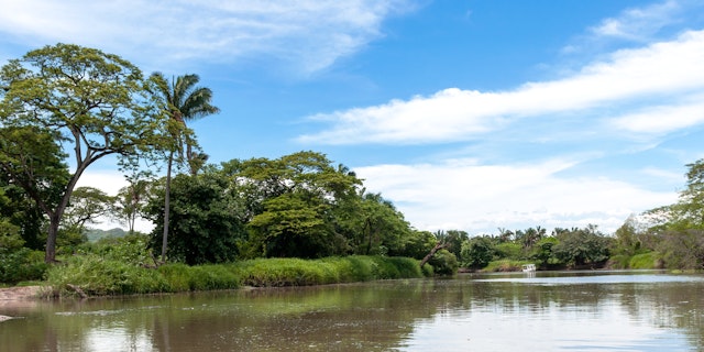 Costa Rica: Karibikstrand und Stadtabenteuer