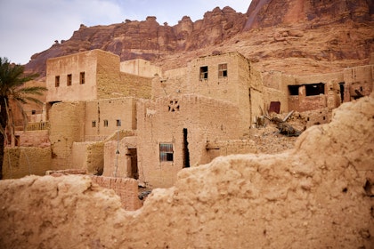 Baden in Saudi-Arabien: Zwischen Wüste und Kristallwasser - Image 3