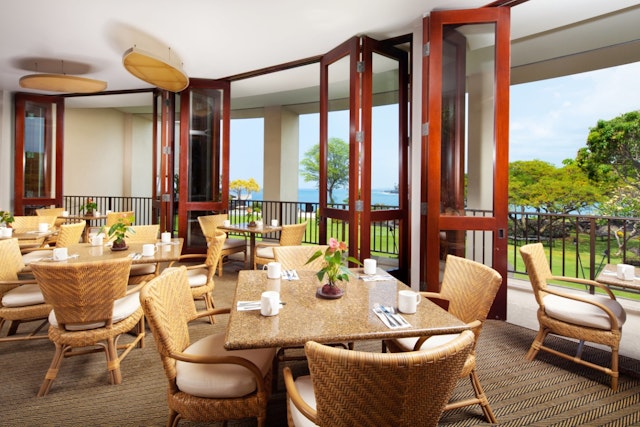 OUTRIGGER Kona Resort & Spa