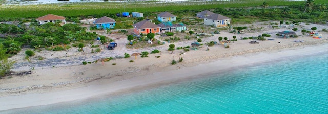 Rollezz Villas Beach Resort