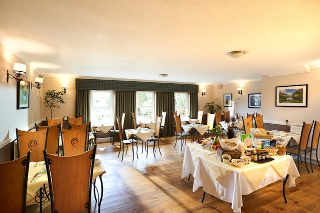 Poppies Hotel