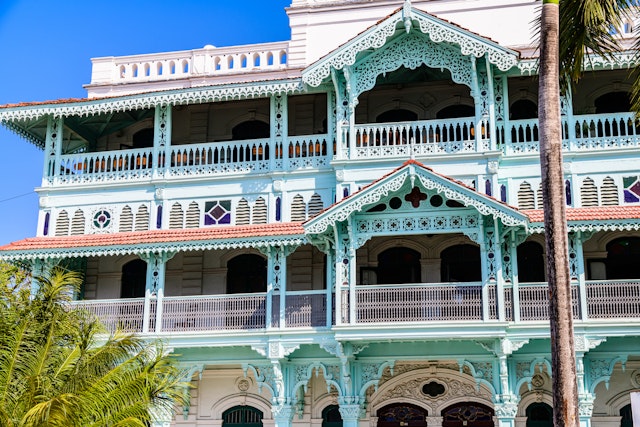 Stone Town-2