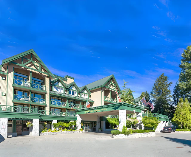 Pinnacle Hotel Whistler Village