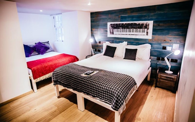 Stay Central Hotel