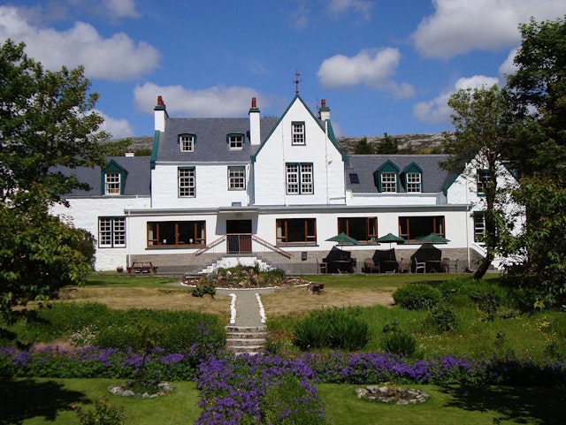 Harris Hotel