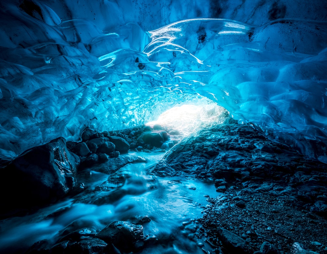 Entre calottes glaciaires et sources chaudes
