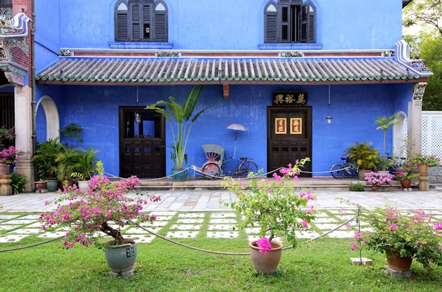 Cheong Fatt Tze - The Blue Mansion