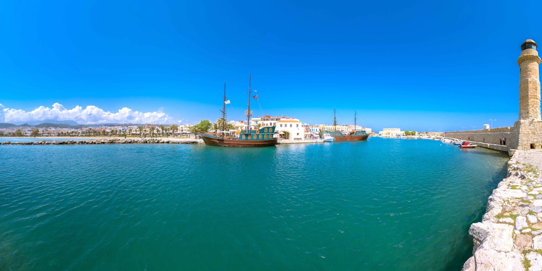 England and Greece Itinerary: 11 Days of Culture & Coast