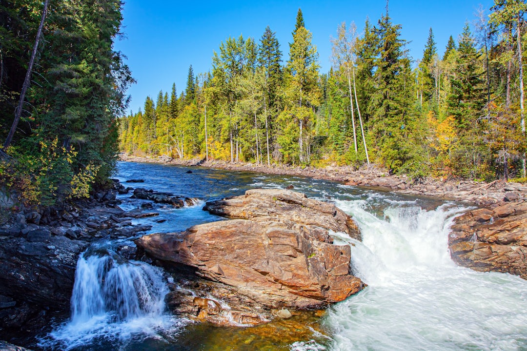West-Kanada & Niagarafälle Urlaub: Gischt & magische Beleuchtung