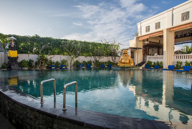 Tonys Villa & Resort