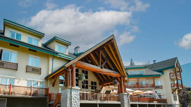 Coast Hillcrest Hotel