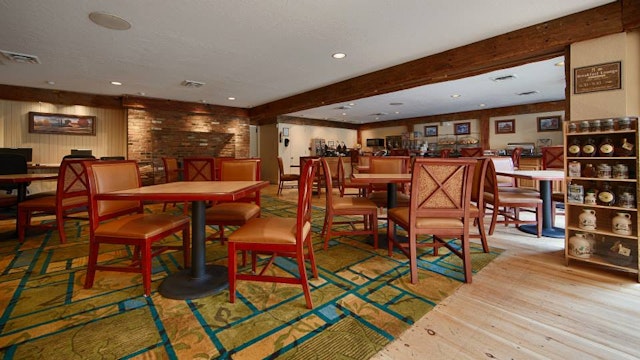 Best Western Inn & Suites Rutland Killington