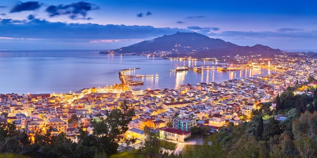 From London to the Greek Islands: 11 Days of Culture & Coastlines