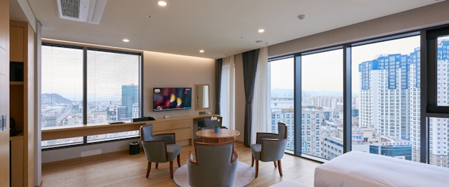 CS Hotel