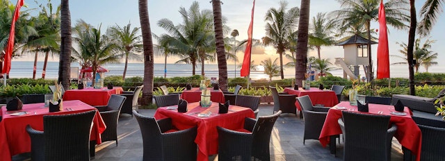 Legian Beach Hotel