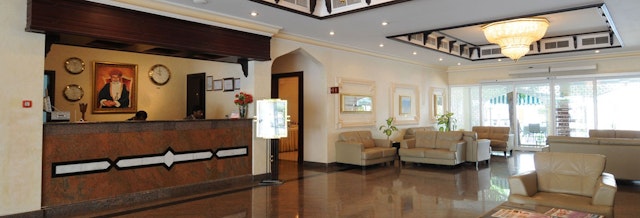 Falaj Daris Hotel
