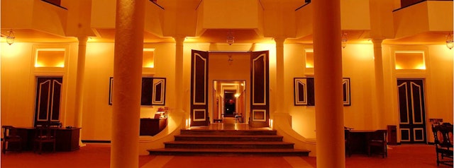 Cinnamon Lodge