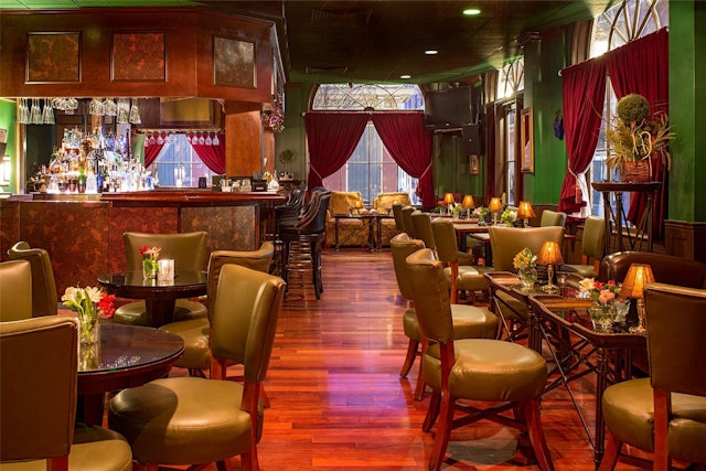 Chateau LeMoyne French Quarter A Holiday Inn Hotel