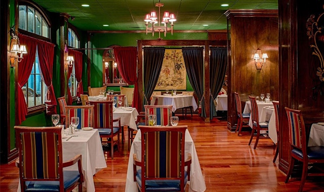 Chateau LeMoyne French Quarter A Holiday Inn Hotel